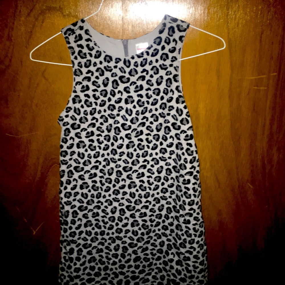 Leopard print girls Gymboree sleeveless dress.